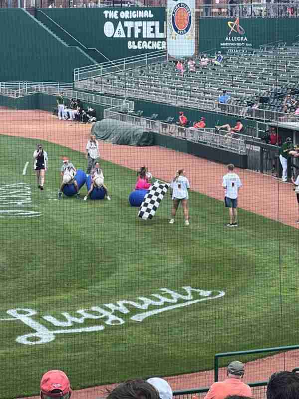 kids-field-img