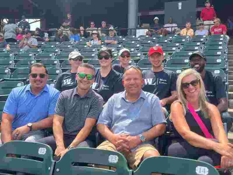 team-baseball-img